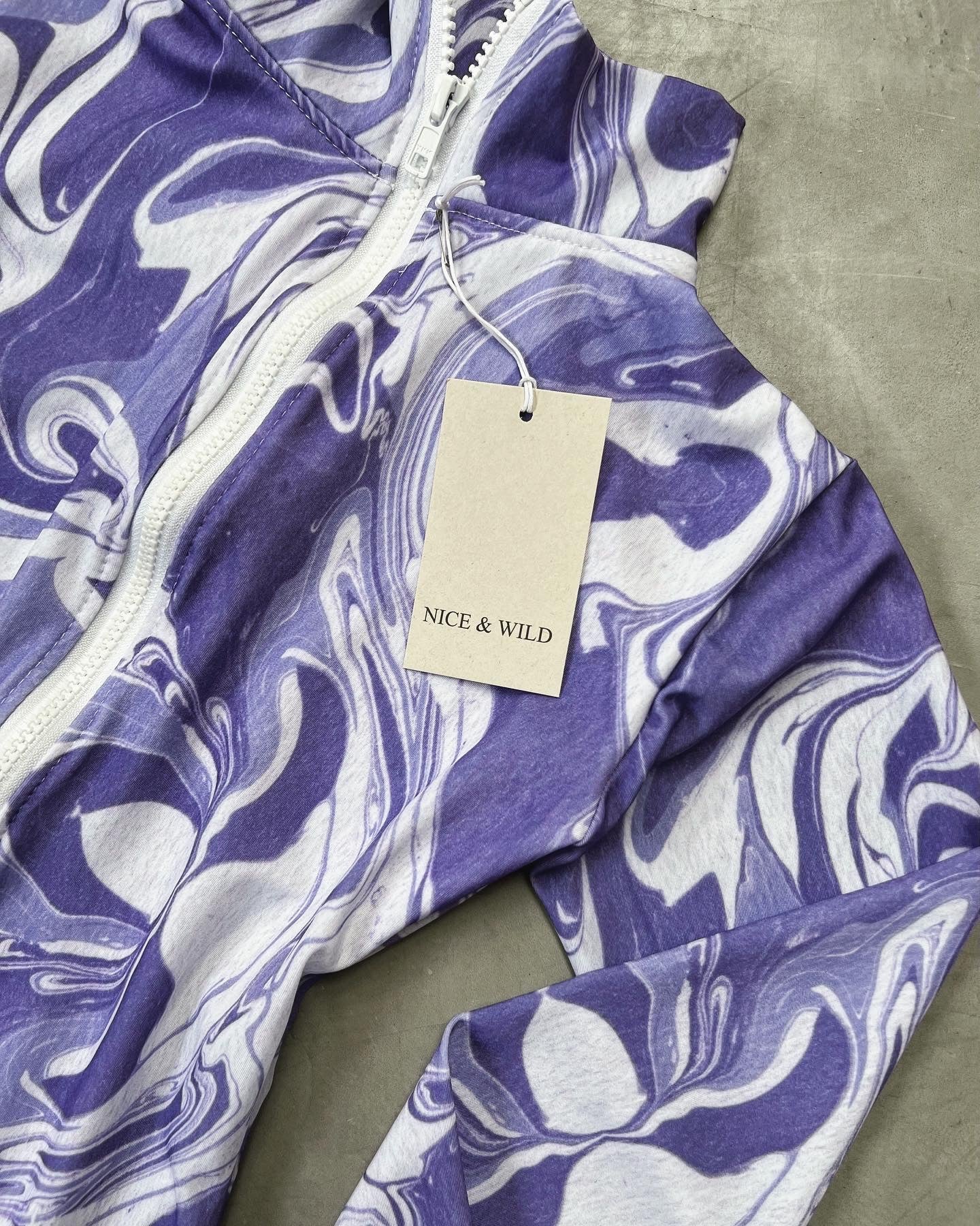 BODY CIERRE VETEADO MORADO