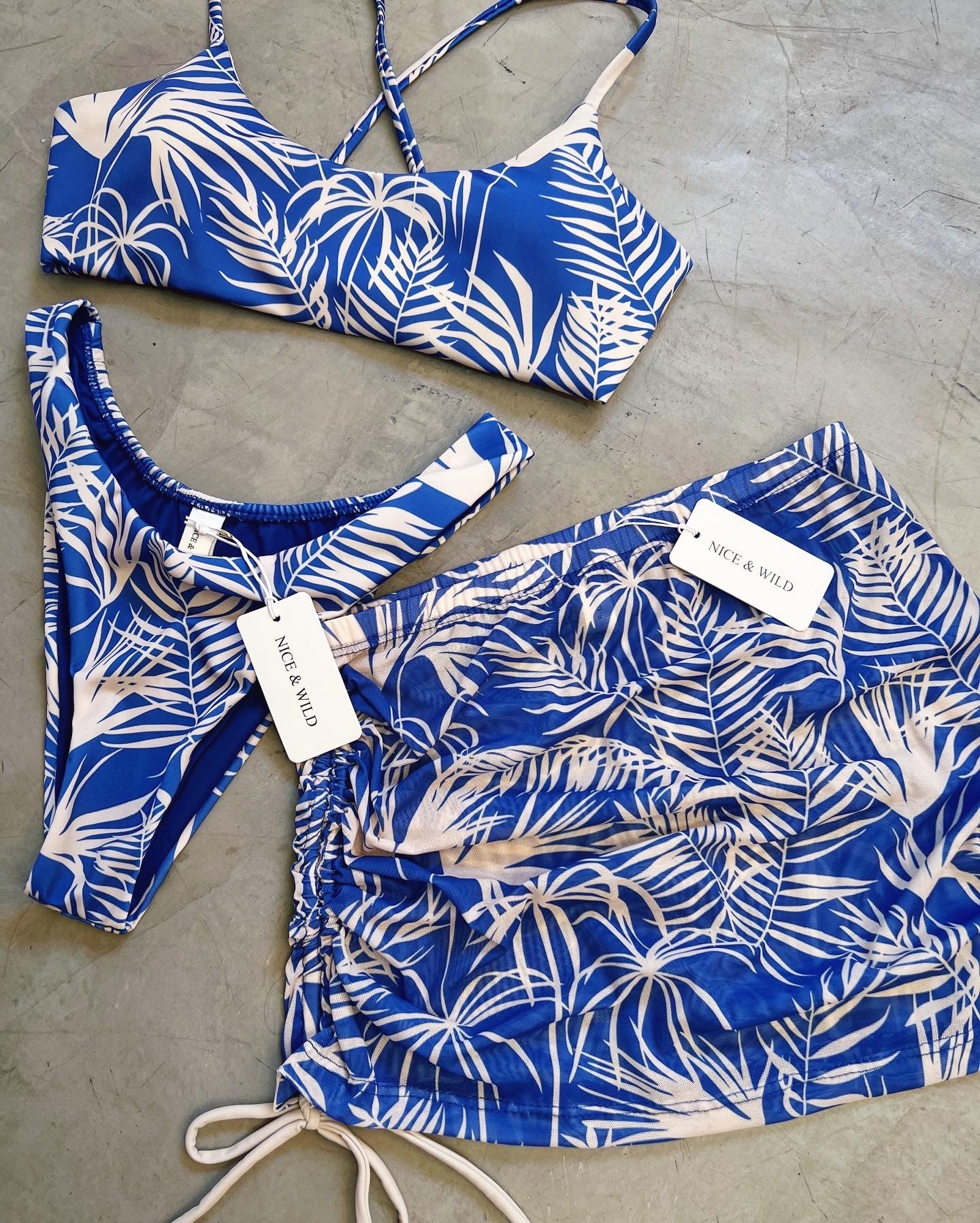 BIKINI CRUZADO RAMAS AZUL + FALDA EN MALLA