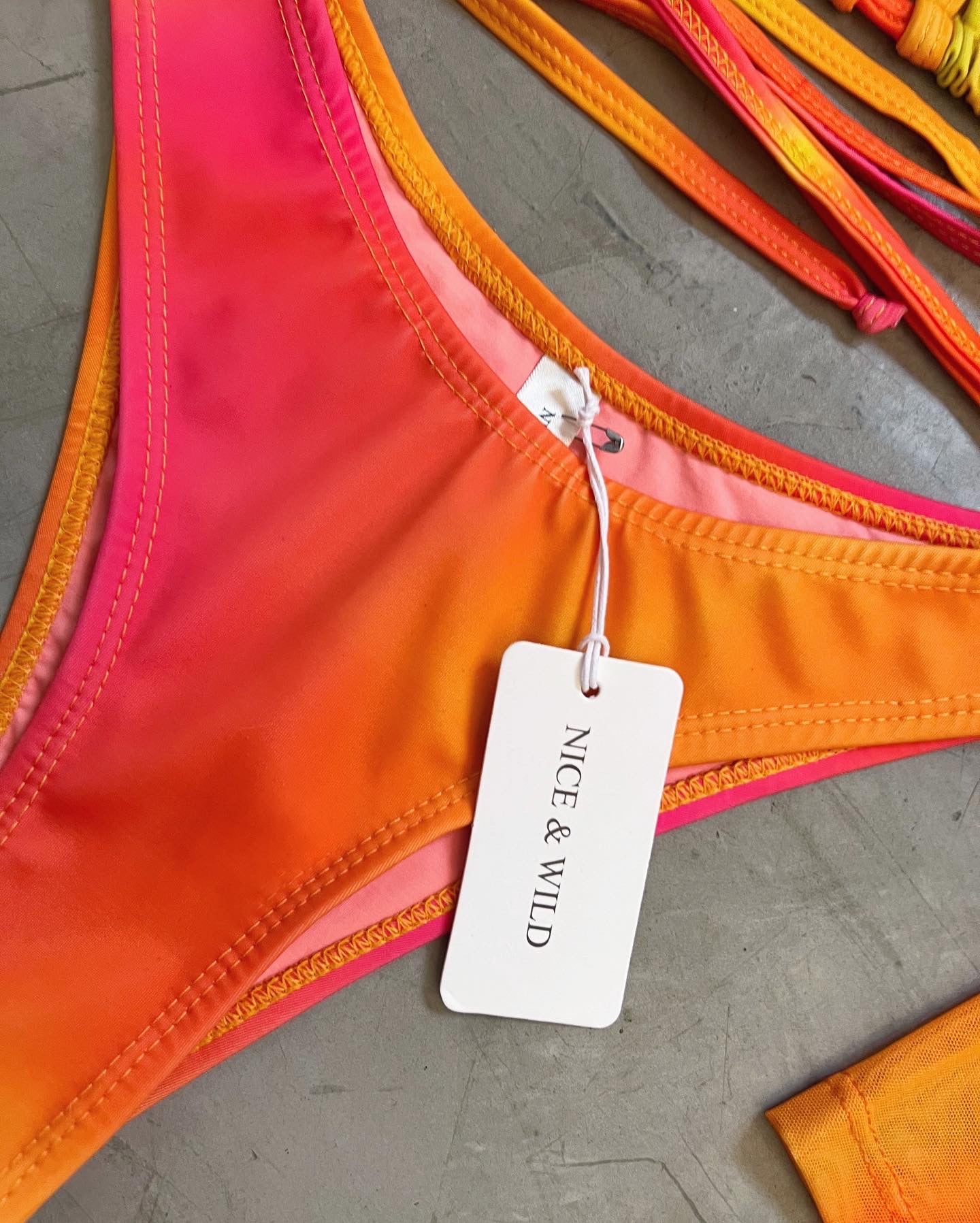 SET BIKINI DAIKIRI + FALDA EN MALLA