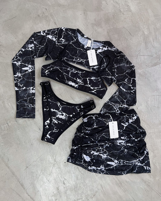SET MIRANDA MÁRMOL NEGRO + FALDA EN MALLA