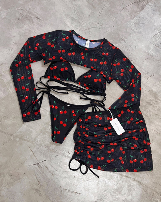 SET BIKINI CEREZAS NEGRO + FALDA EN MALLA