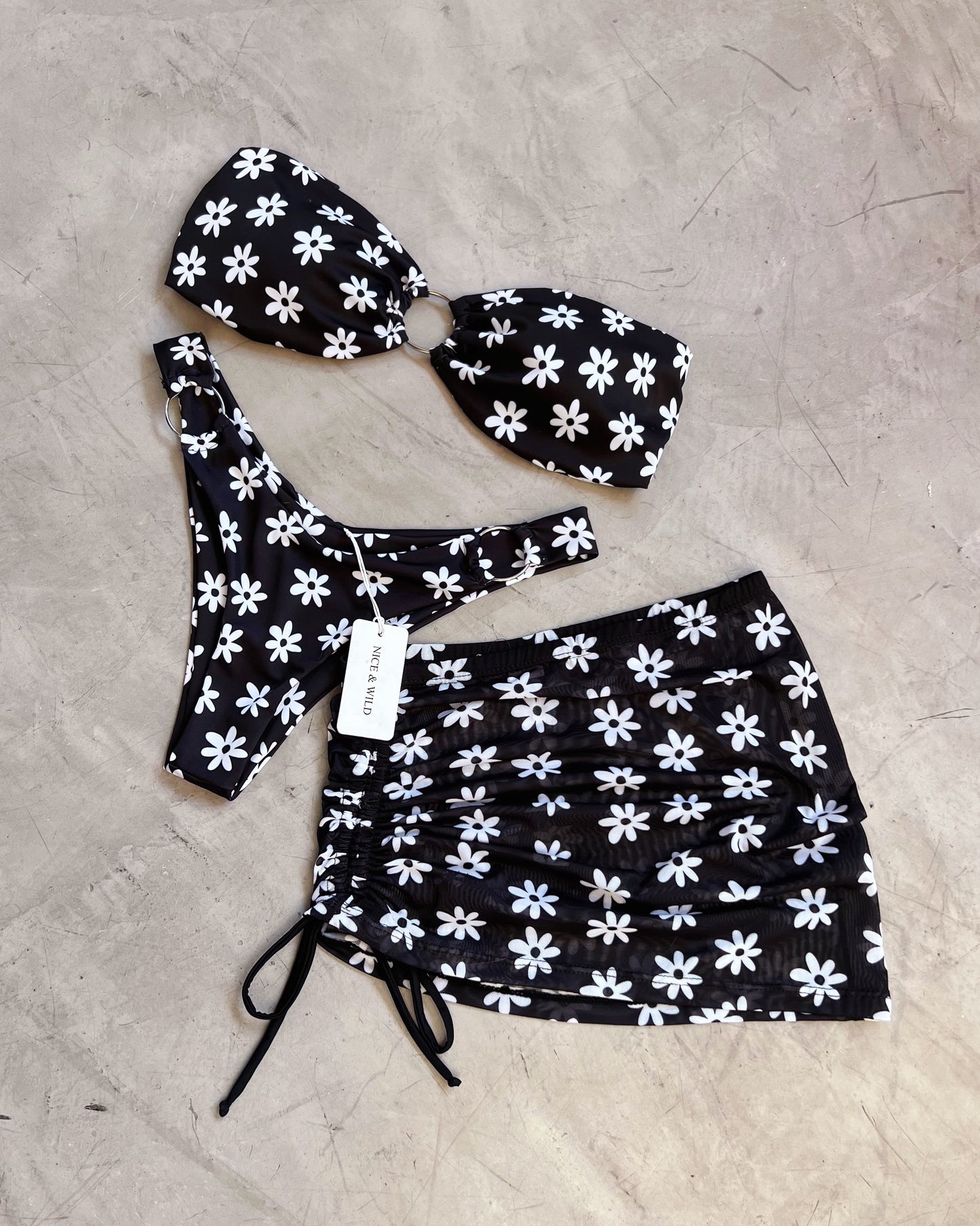 BIKINI SHANTAL NEGRO + FALDA EN MALLA