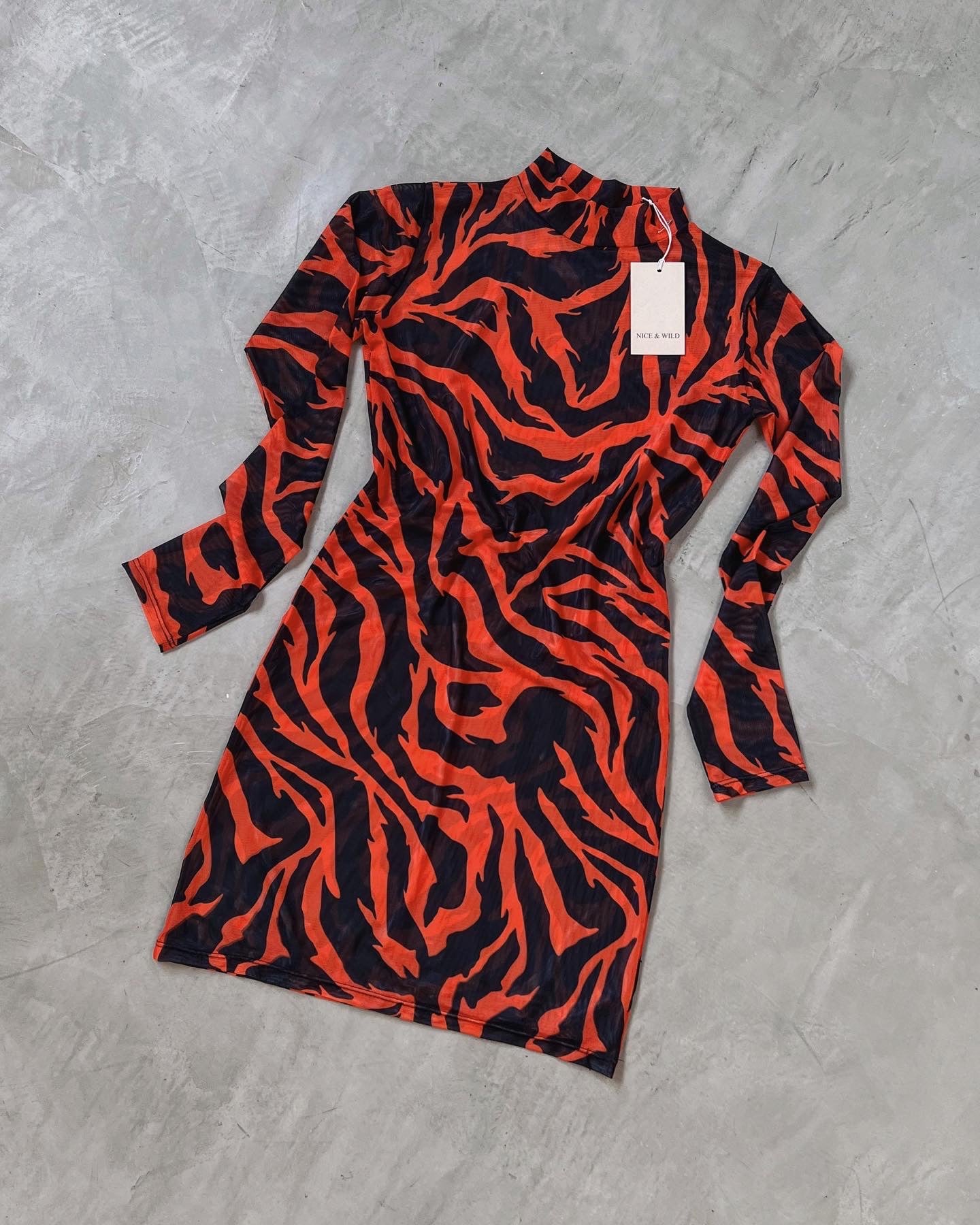 VESTIDO MALLA ABSTRACTO MORADO