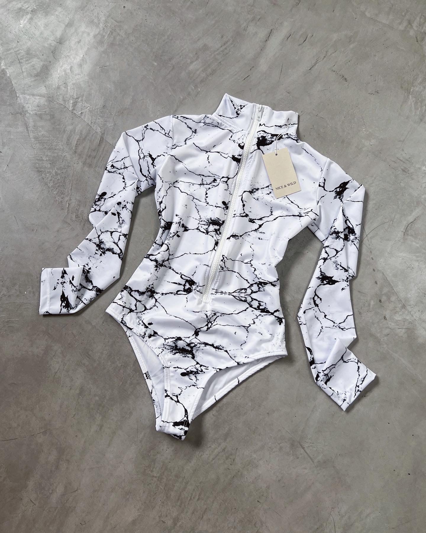 BODY CIERRE MARMOL BLANCO