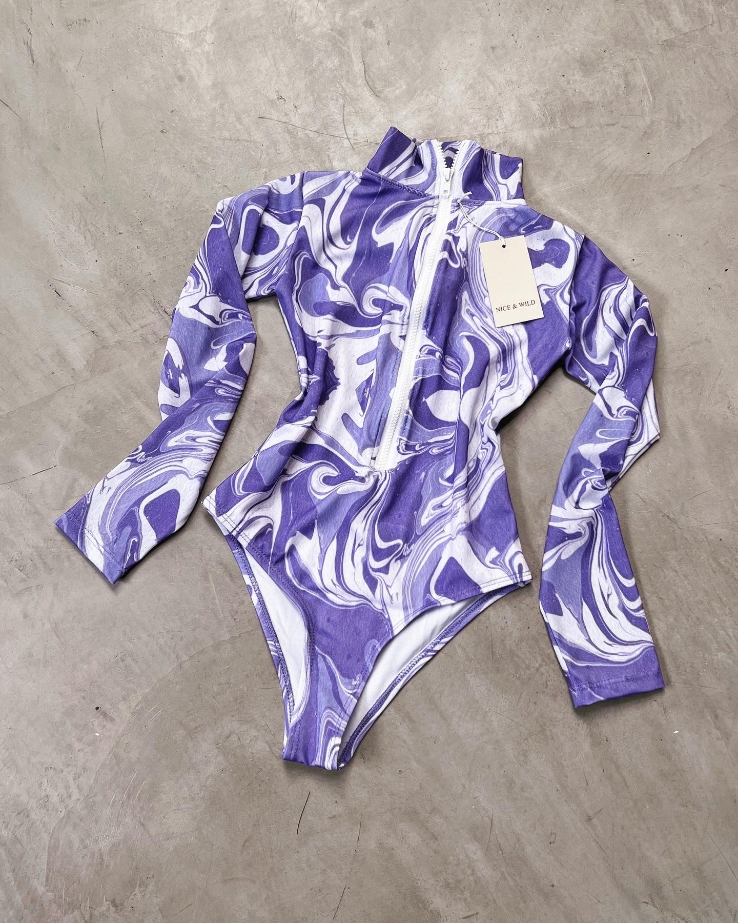 BODY CIERRE VETEADO MORADO