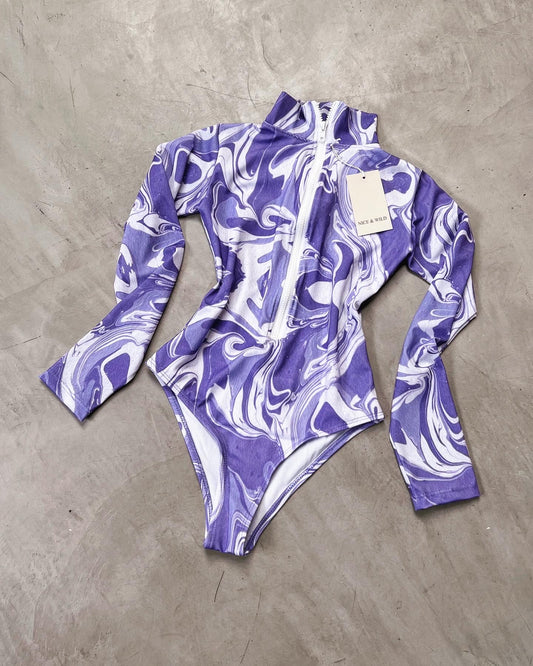 BODY CIERRE VETEADO MORADO