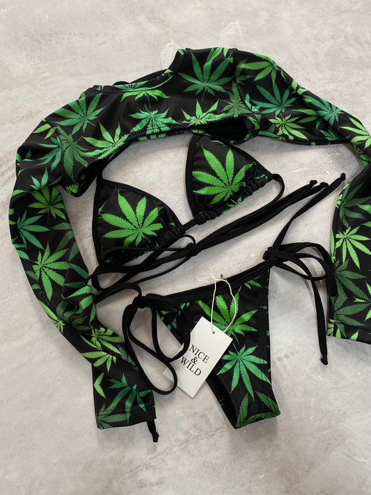 SET BIKINI WEED + FALDA EN MALLA