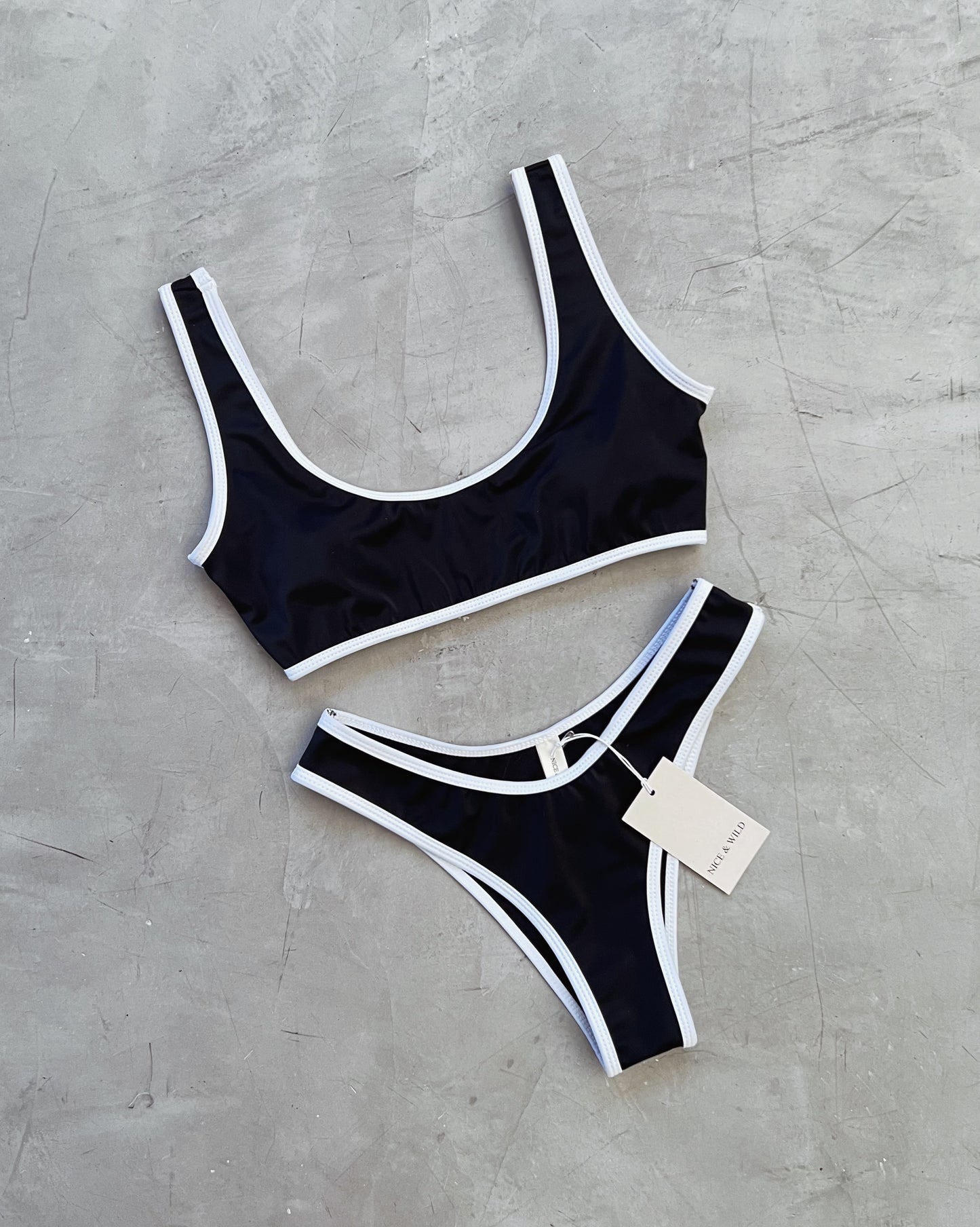 BIKINI BÁSICO GRUESO SESGO