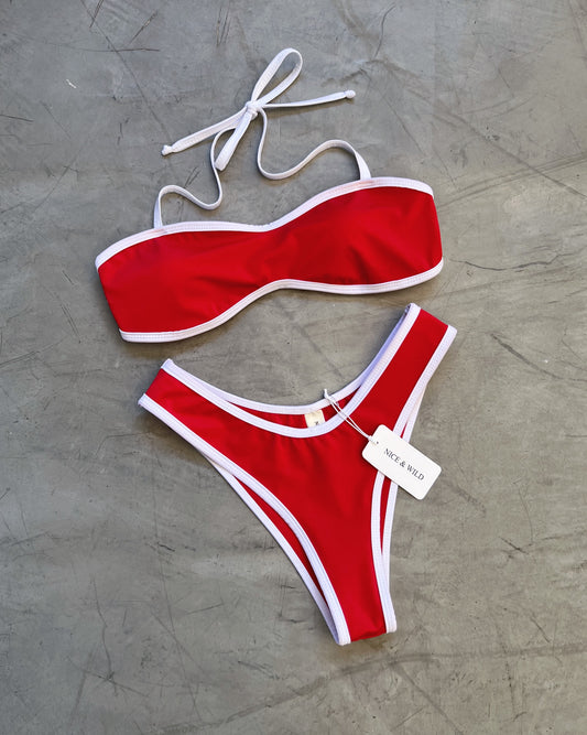 BIKINI STRAPLES SESGO ROJO