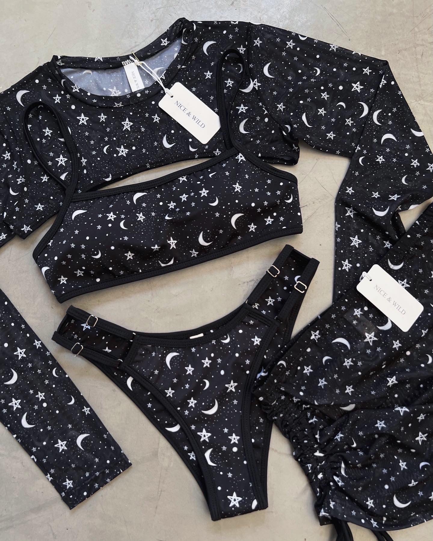 SET BIKINI MIRANDA ESTRELLITAS + FALDA EN MALLA