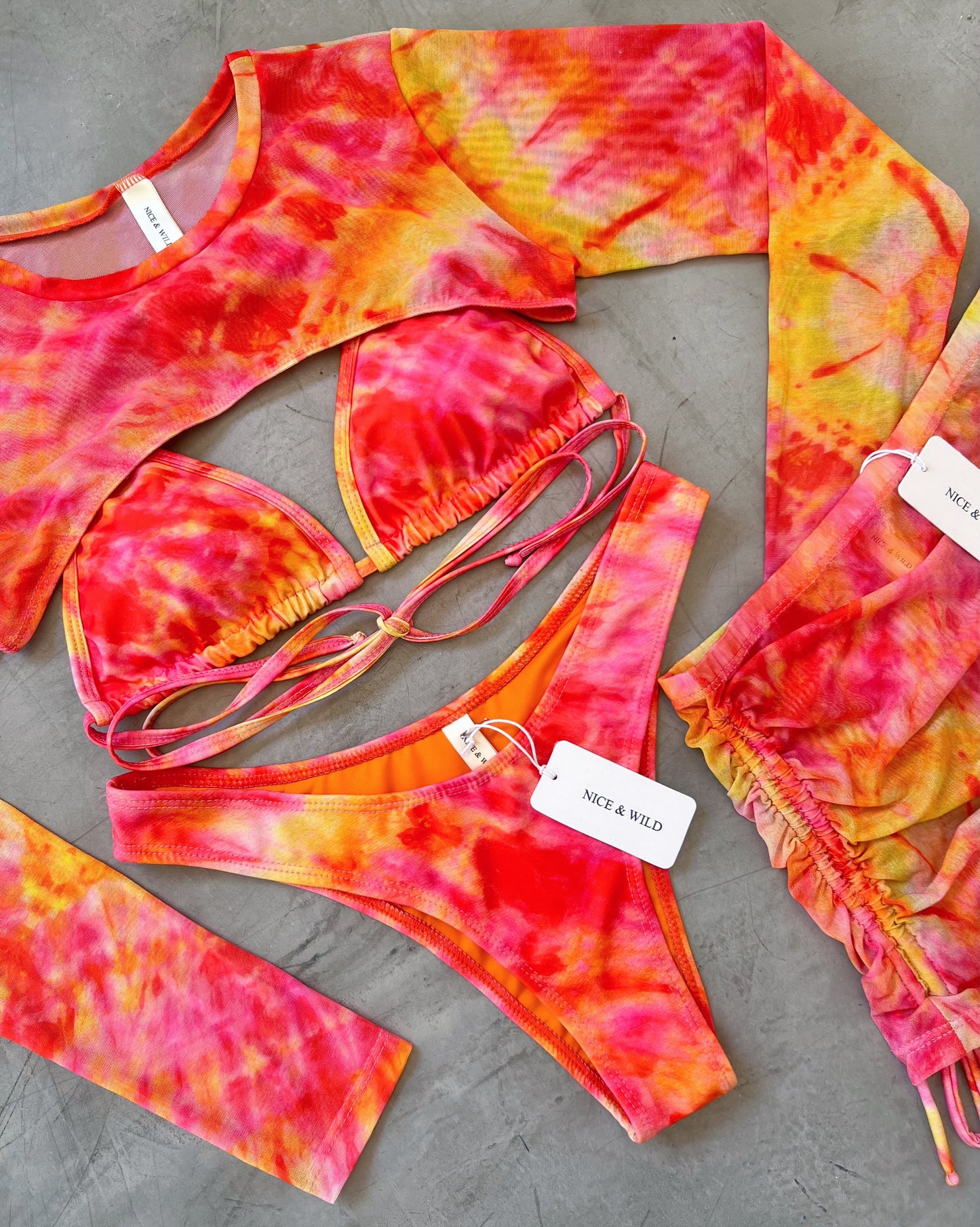 SET BIKINI VETEADO NATY + FALDA EN MALLA