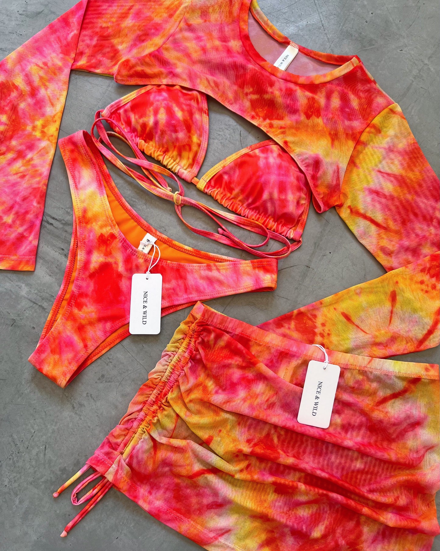 SET BIKINI VETEADO NATY + FALDA EN MALLA